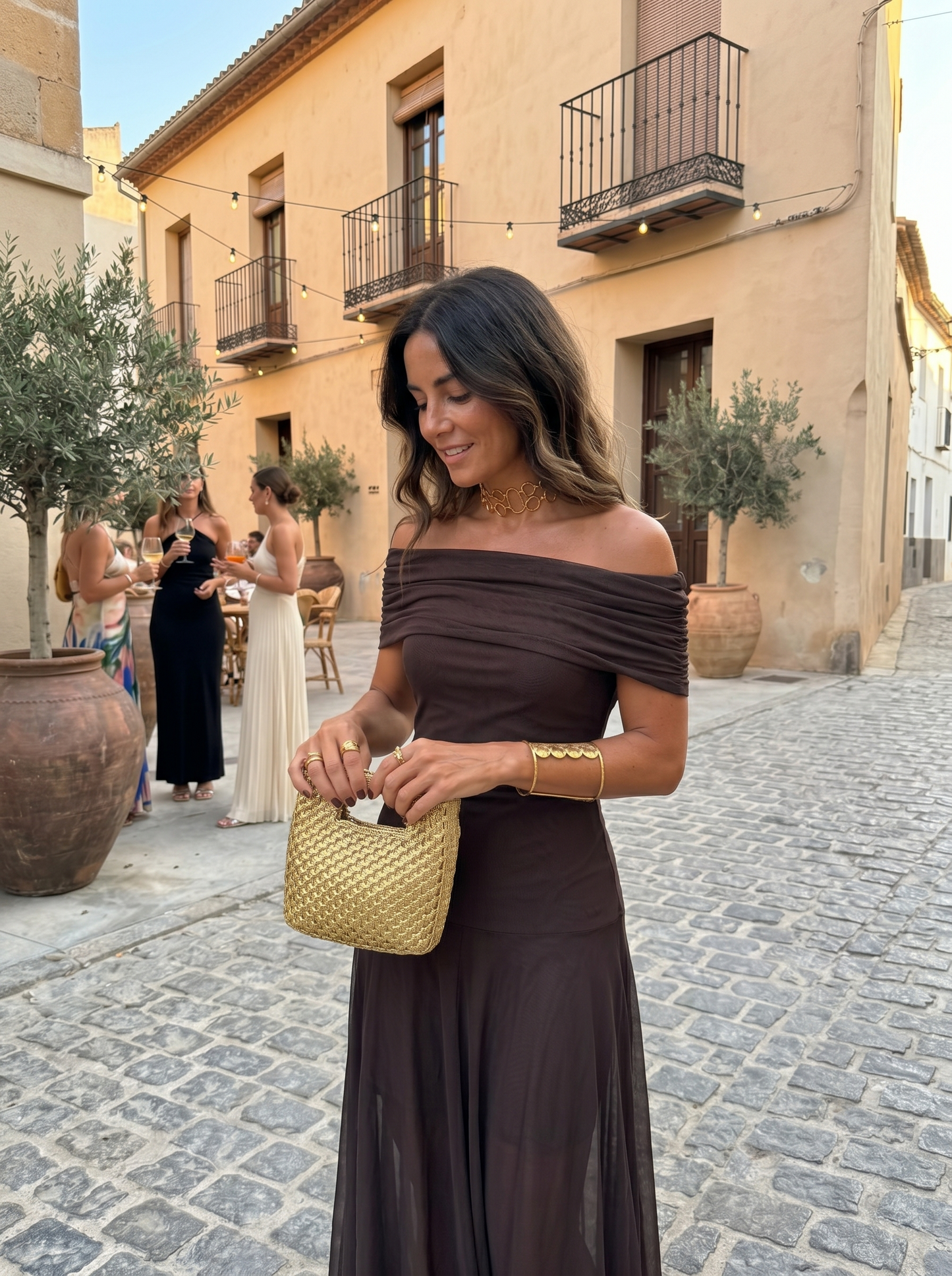 Carla | Elegantes und einfaches Maxikleid