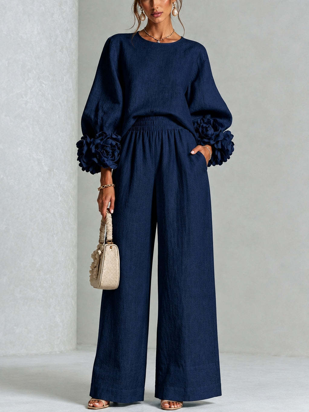 ROSALIE - CONJUNTO DE DOS PIEZAS CON DETALLE FLORAL