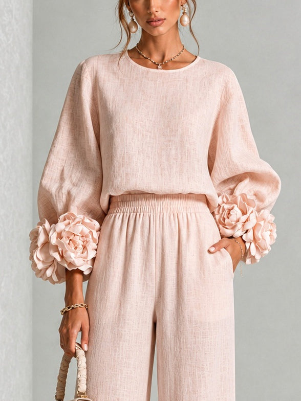 ROSALIE - CONJUNTO DE DOS PIEZAS CON DETALLE FLORAL