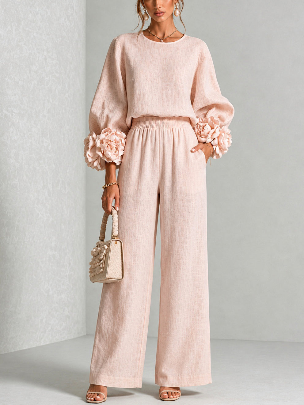 ROSALIE - CONJUNTO DE DOS PIEZAS CON DETALLE FLORAL