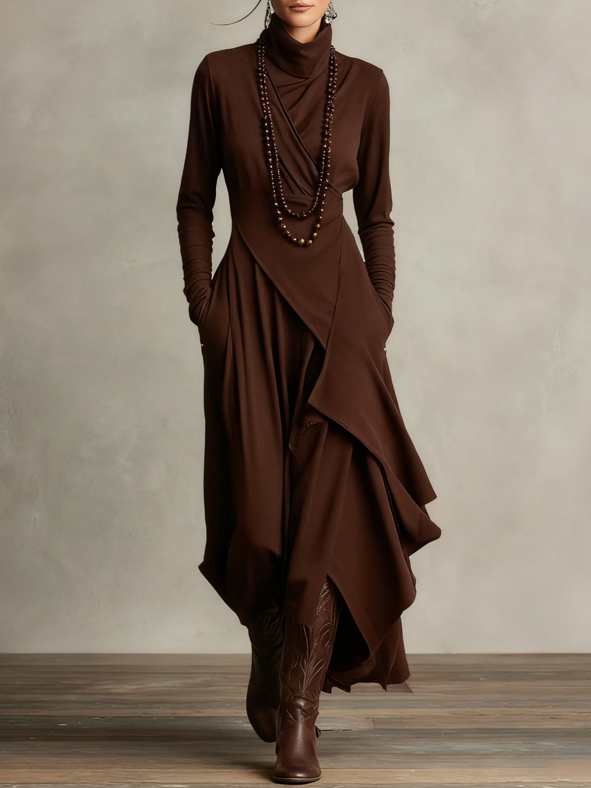 Arielle | Vestido Vintage Asimétrico con Cuello Alto